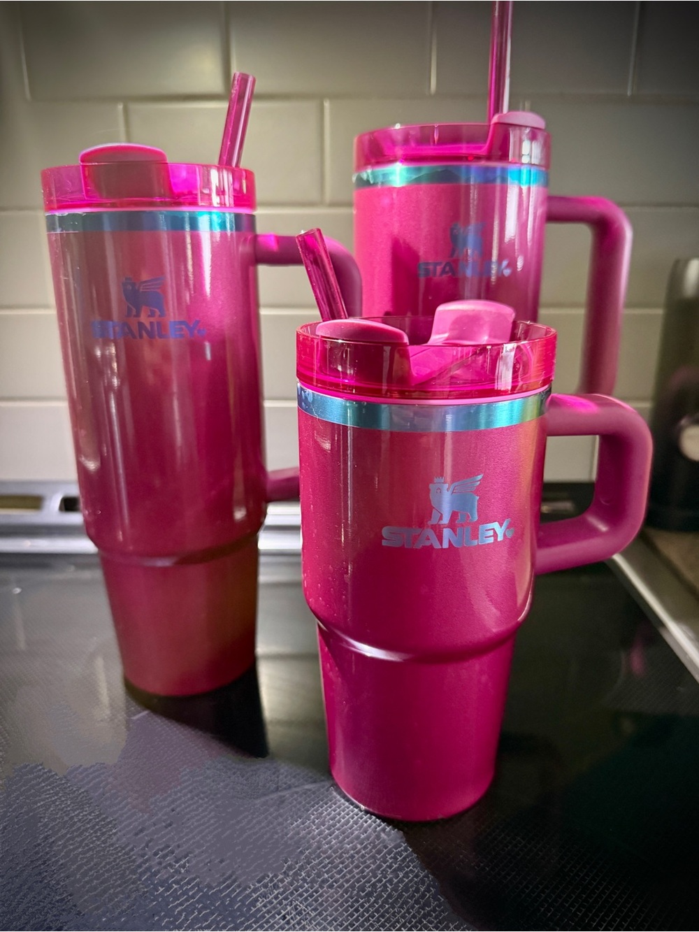 Set of 3 - Stanley Quencher H2.0 FlowState Tumbler in the Berry Truffle